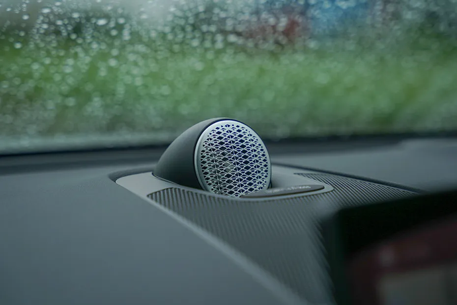 Volvo XC60 Front Central Speaker