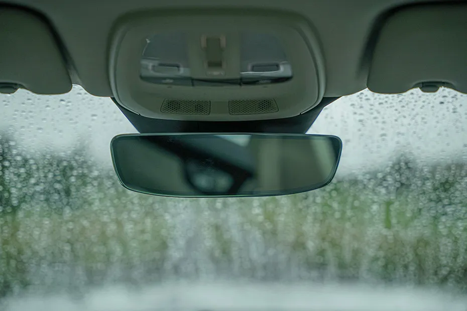 Volvo XC60 Inside Rear View Mirror