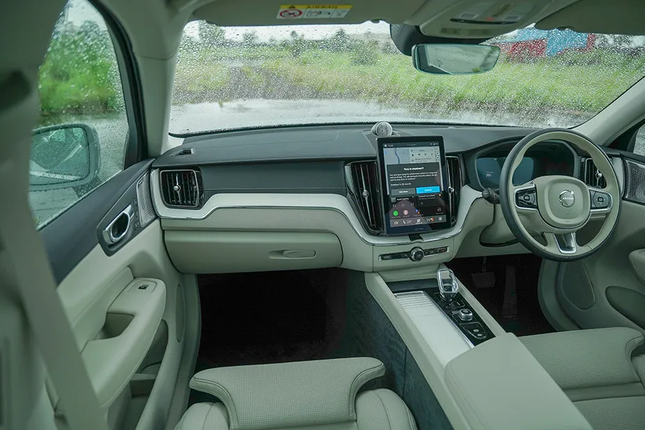 Volvo XC60 Passenger View