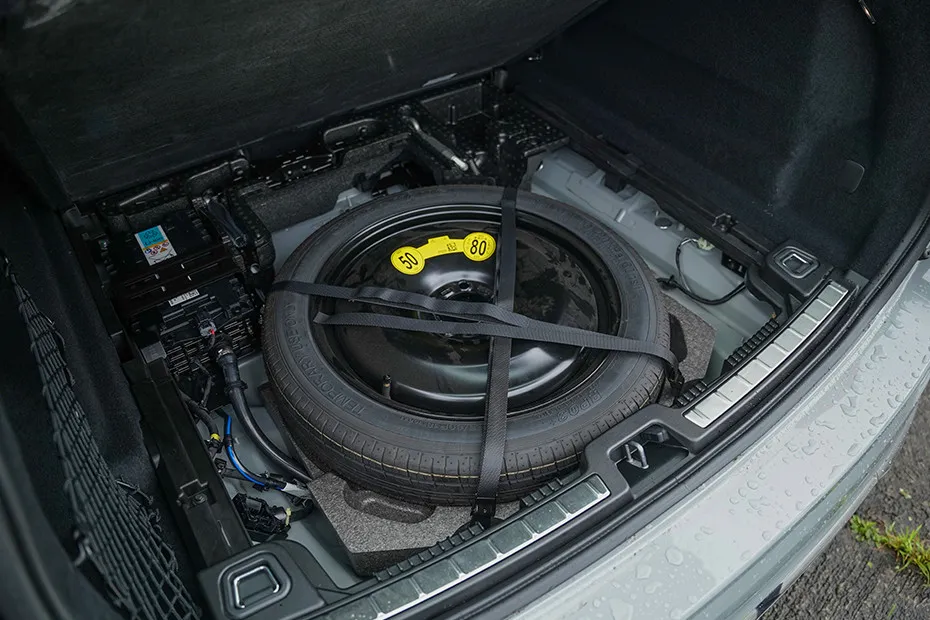 Volvo XC60 Spare Tyre