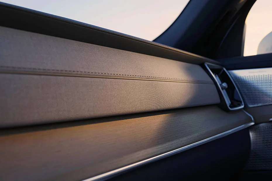 Volvo XC90 Interior Trim