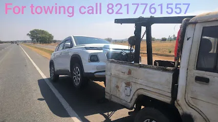 24×7 car towing and crane service