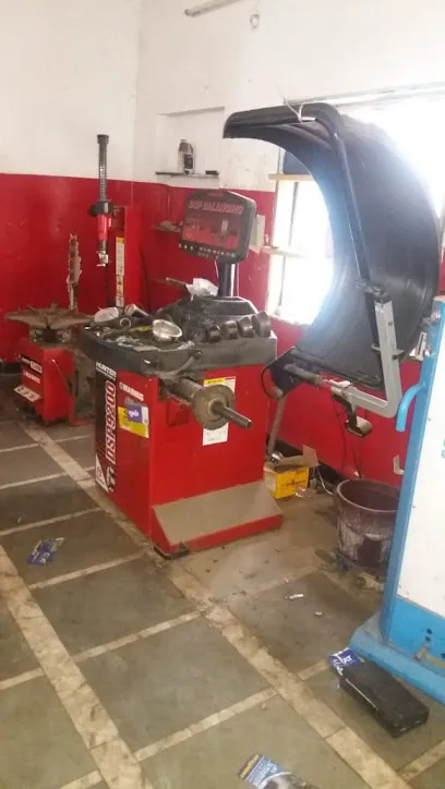 5 Star Garage And Wheel Alingment Service