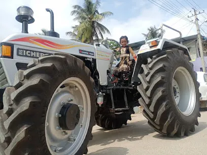 5Roz Tractor Garage