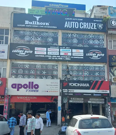 Autocruze Store - Luxury Auto Zone