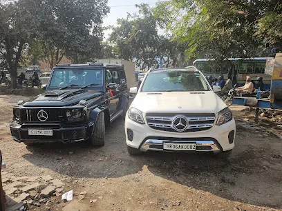 Automotive Mechanics Garage (Ankit kuma) Transmission specialist and engine services and diagnostic for all luxury cars r)