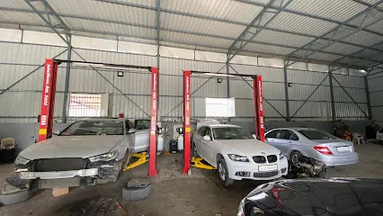 Autowing Cars