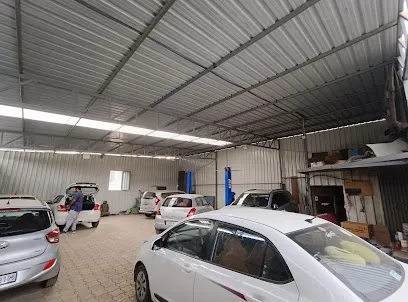 Balkrushna Multi-Car Workshop