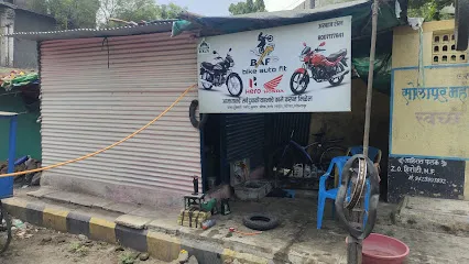 Bike auto fit garage