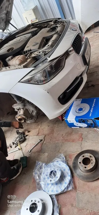 Boost motors car reapir workshop
