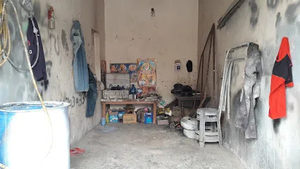 Bu Alishah Kalandar Motor Garage