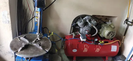 Bujji Tyre And Engine Oil