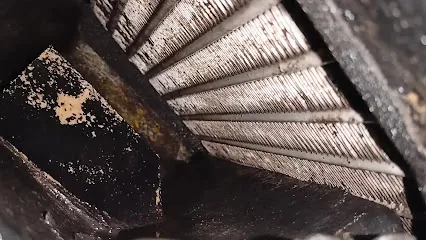 Car Age Car A/C Reparing