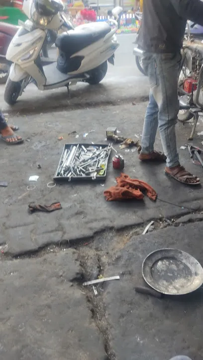 Chhaya Auto Center