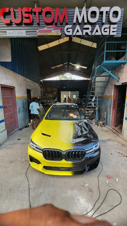 Custom moto garage