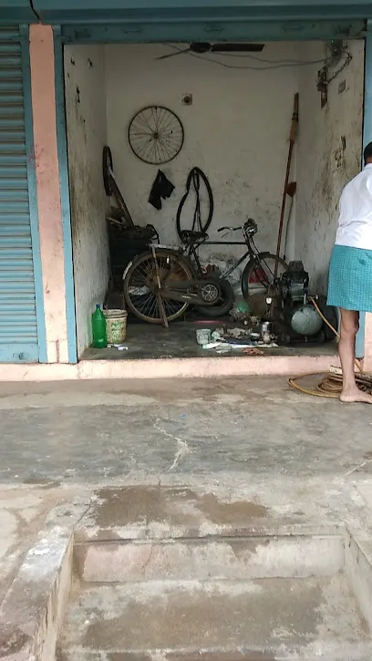 Cycle repairing center