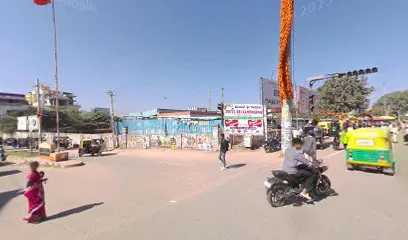 Dada Auto tinkring