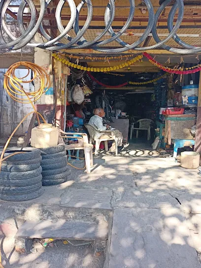 Darvesh cycle and motorcycle garage