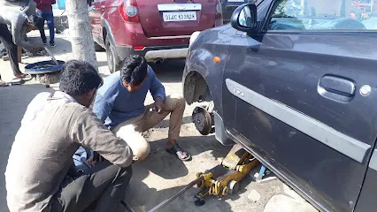 Delhi Motor Garage Gajraula