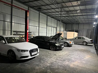 Dronstans Garage Palarivattom
