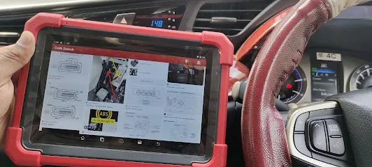 Dynamic Car Work Shop