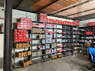 Eicher Trucks and Buses Service Center - Kiskindha Commercial Motors, Kanpur, Fatehpur Roshanai