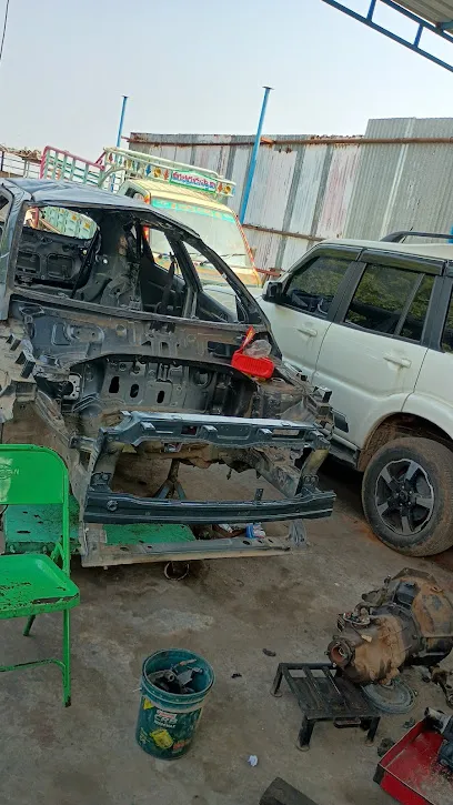 Fayaz Anwar garage