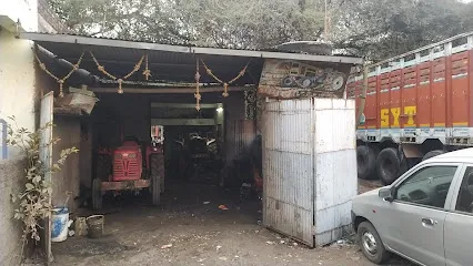 Ganesh Tractor Garage