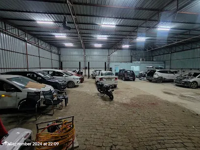 Gear Gennie Automotive | Best Car Garage Near Gaur City | Greater Noida west | Car Repair | Service | Dent & Paint Workshop