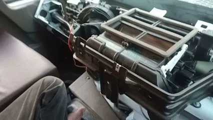 GOLDYDhiman Car AC