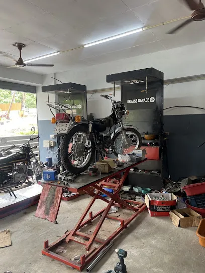 Grease Garage By Gear 9 Customs