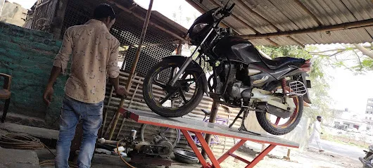 Green MotorCycle Garage