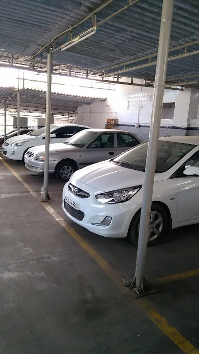 Hyundai Service Station