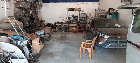 Indian car garage