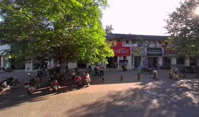 Janaki bike mechanic shop