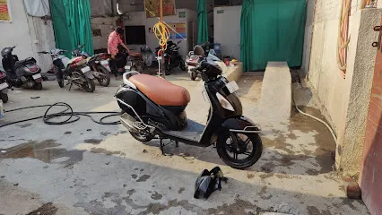 JK AUTO LINK -Best Insurance Claim Service/Best Bike services Center and washing/Top Bike Garages And Car Workshop In Rajkot