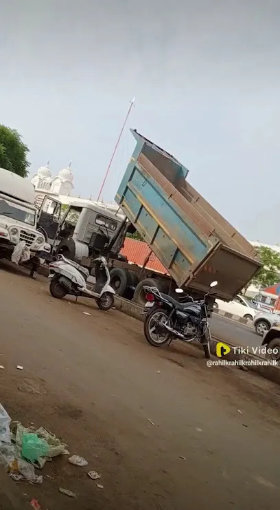 K K Motors Garage
