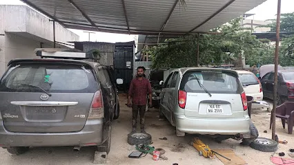 Khadar Shareef car mechanic