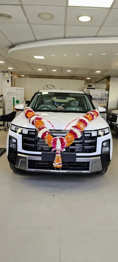 Khanna - Hyundai