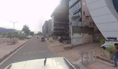 KINGS AUTO