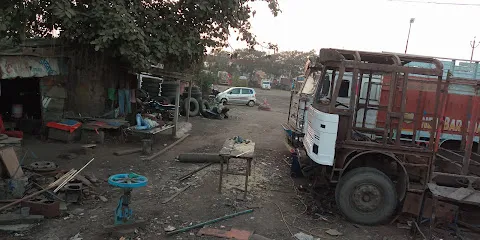 Lakshmi motor body works