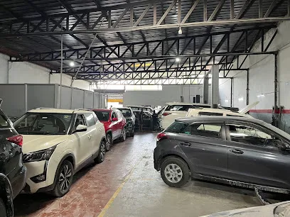 Leading Edge & Friends Automobile Workshop Kunjwani Car Garage
