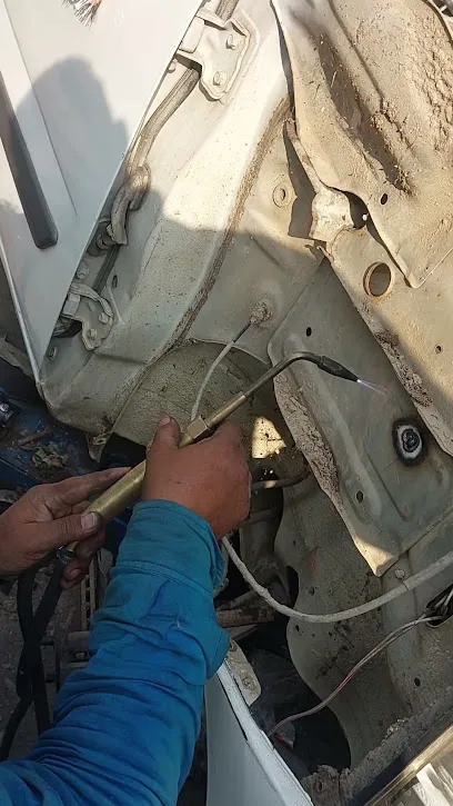 LUCKNOW MOTORS