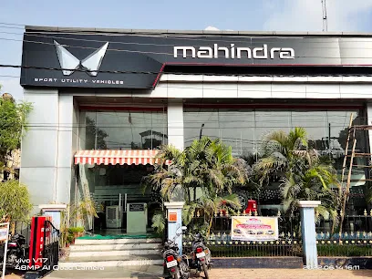 Mahindra Anand Motors - SUV & Commercial Vehicle Showroom