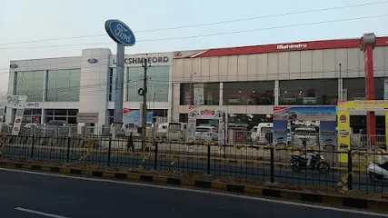 Mahindra Automotive Manufacturers - SUV & Commercial Vehicle Showroom