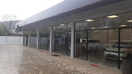 Mahindra India Garage - SUV & Commercial Vehicle Showroom