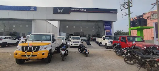 Mahindra pickup showroom