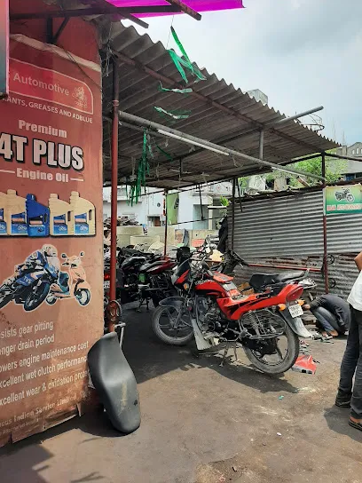 Milan Motorcycle Workshop(GARAGE)