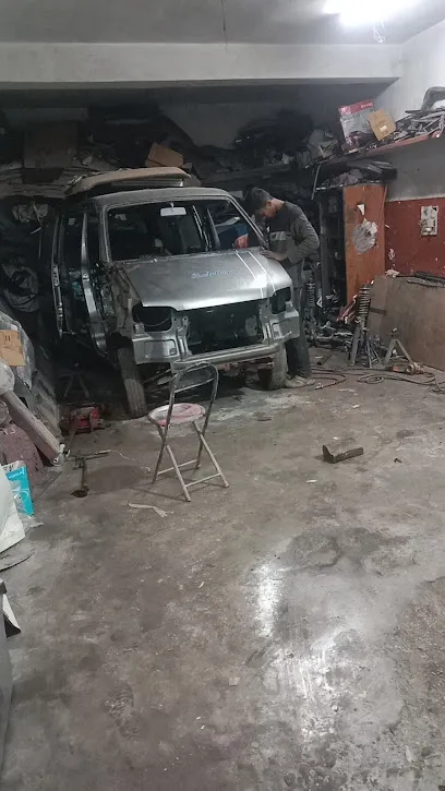 Misbha Muqtiyar Car Garage