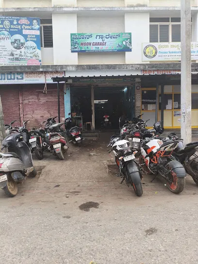 Moon garage